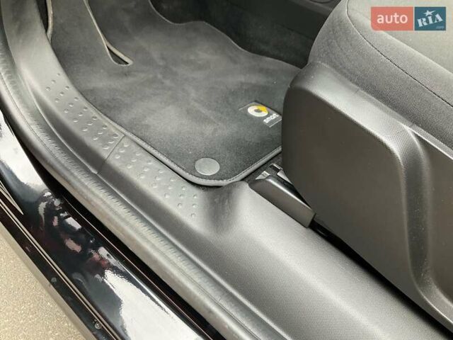 Червоний Смарт Forfour, об'ємом двигуна 0 л та пробігом 34 тис. км за 8900 $, фото 26 на Automoto.ua