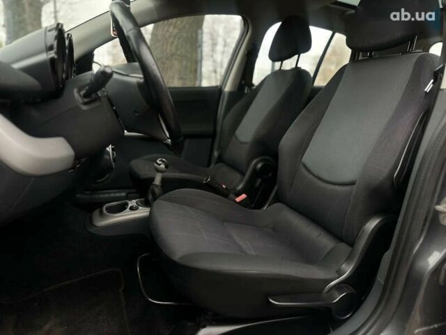 Смарт Форфор, объемом двигателя 1.3 л и пробегом 185 тыс. км за 3800 $, фото 25 на Automoto.ua