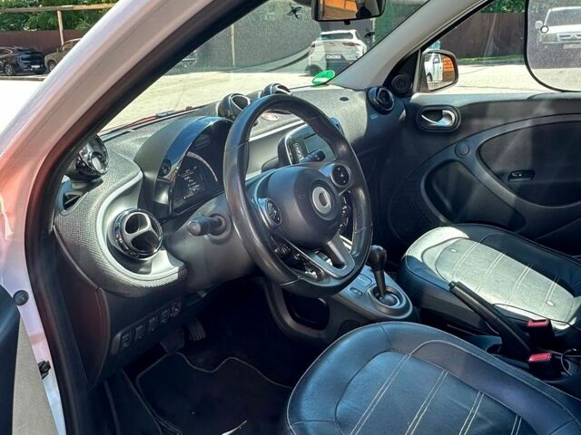 Смарт Forfour, об'ємом двигуна 0.9 л та пробігом 140 тис. км за 9100 $, фото 6 на Automoto.ua