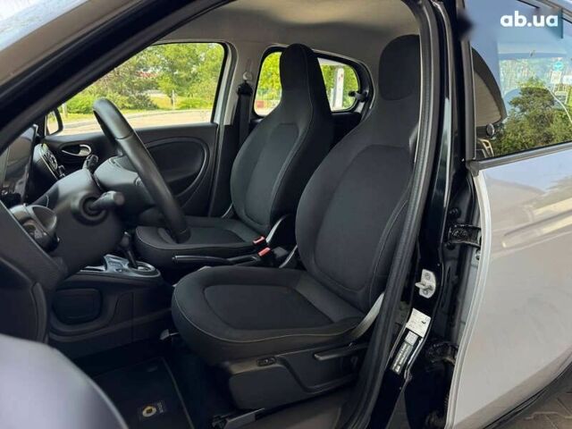 Смарт Форфор, объемом двигателя 0.9 л и пробегом 85 тыс. км за 9500 $, фото 23 на Automoto.ua