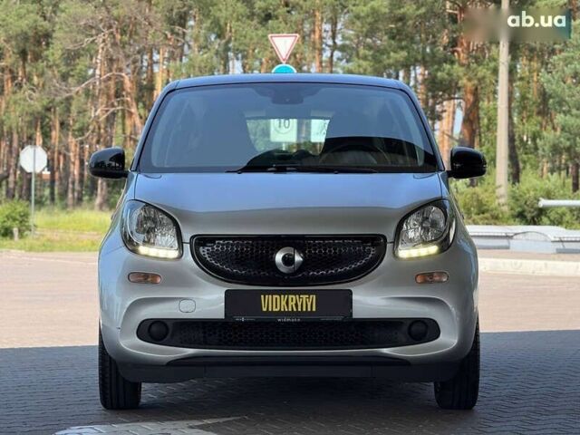 Смарт Форфор, объемом двигателя 0.9 л и пробегом 85 тыс. км за 9500 $, фото 3 на Automoto.ua