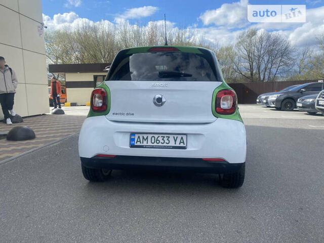 Смарт Forfour, об'ємом двигуна 0 л та пробігом 25 тис. км за 10800 $, фото 7 на Automoto.ua