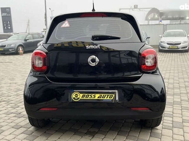 Смарт Forfour, об'ємом двигуна 1 л та пробігом 68 тис. км за 10890 $, фото 5 на Automoto.ua