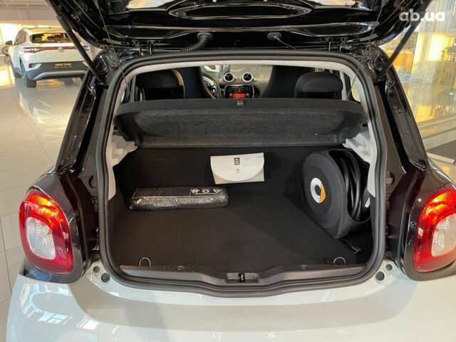 Смарт Форфор, объемом двигателя 0 л и пробегом 21 тыс. км за 11900 $, фото 19 на Automoto.ua