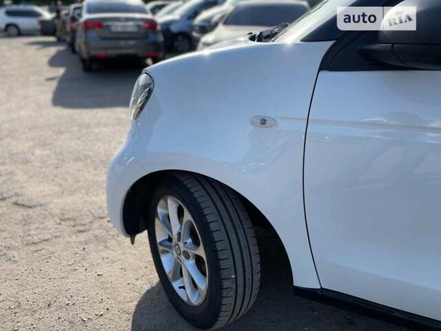 Смарт Forfour, об'ємом двигуна 0 л та пробігом 68 тис. км за 11290 $, фото 3 на Automoto.ua