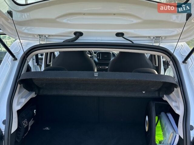 Смарт Форфор, объемом двигателя 0 л и пробегом 40 тыс. км за 11900 $, фото 5 на Automoto.ua