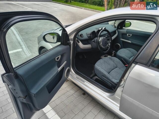 Сірий Смарт Forfour, об'ємом двигуна 1.5 л та пробігом 236 тис. км за 4100 $, фото 8 на Automoto.ua