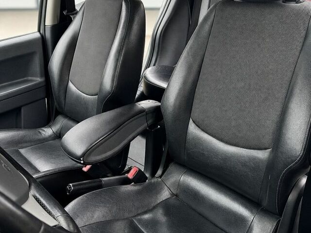Сірий Смарт Forfour, об'ємом двигуна 1.33 л та пробігом 186 тис. км за 4500 $, фото 7 на Automoto.ua