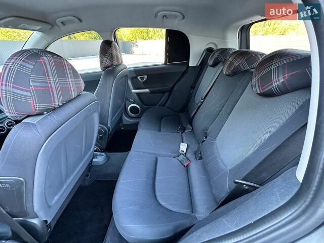 Сірий Смарт Forfour, об'ємом двигуна 1.33 л та пробігом 120 тис. км за 5400 $, фото 17 на Automoto.ua