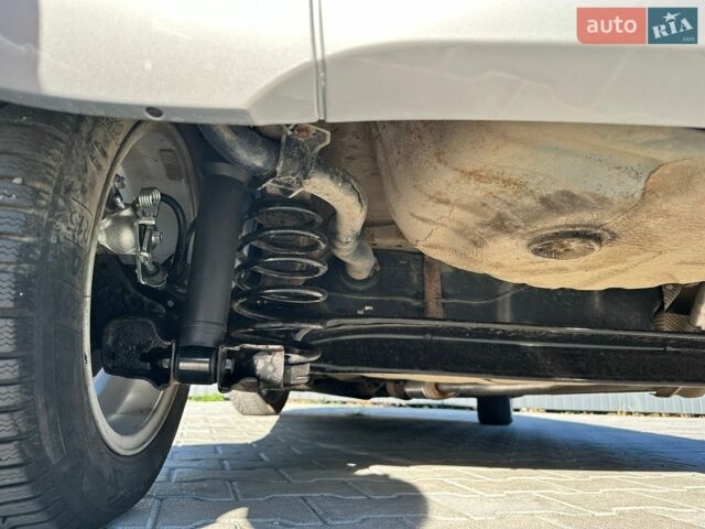 Сірий Смарт Forfour, об'ємом двигуна 1.33 л та пробігом 120 тис. км за 5400 $, фото 27 на Automoto.ua