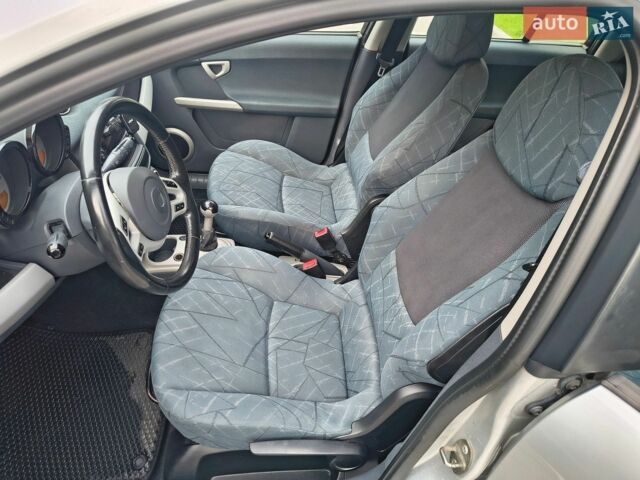 Сірий Смарт Forfour, об'ємом двигуна 1.5 л та пробігом 236 тис. км за 4100 $, фото 5 на Automoto.ua