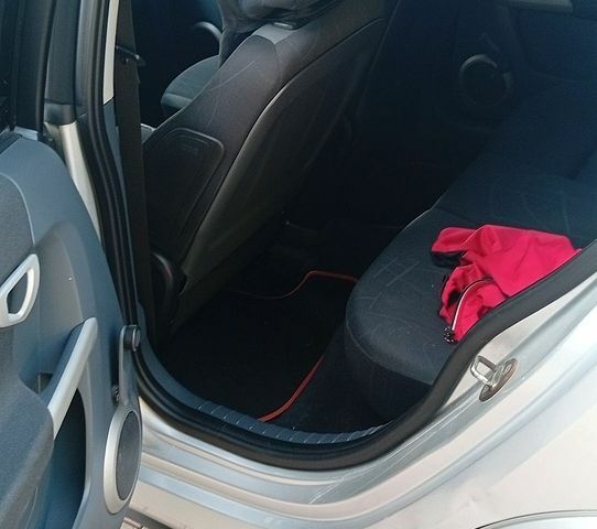 Сірий Смарт Forfour, об'ємом двигуна 1.33 л та пробігом 227 тис. км за 3700 $, фото 14 на Automoto.ua