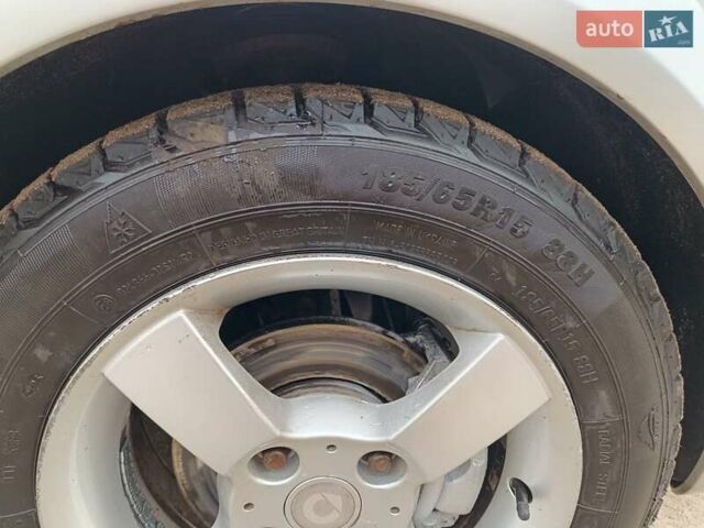 Сірий Смарт Forfour, об'ємом двигуна 1.5 л та пробігом 290 тис. км за 3800 $, фото 2 на Automoto.ua