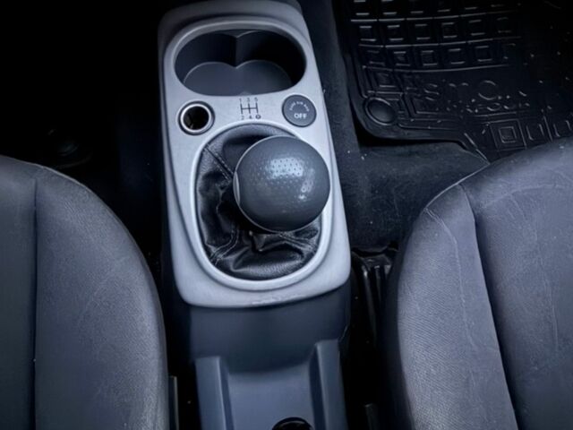 Сірий Смарт Forfour, об'ємом двигуна 1.12 л та пробігом 288 тис. км за 2900 $, фото 5 на Automoto.ua