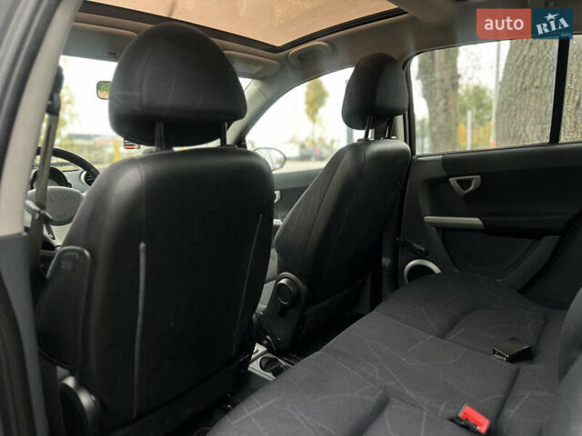 Сірий Смарт Forfour, об'ємом двигуна 1.3 л та пробігом 185 тис. км за 3800 $, фото 32 на Automoto.ua