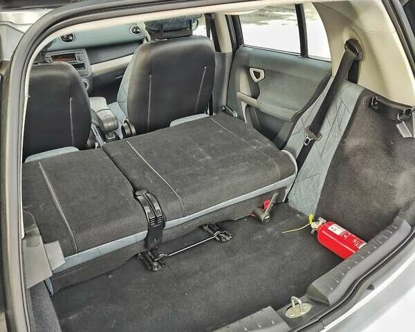 Серый Смарт Форфор, объемом двигателя 1.3 л и пробегом 137 тыс. км за 5500 $, фото 11 на Automoto.ua