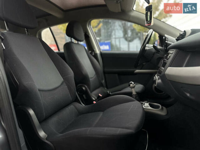 Сірий Смарт Forfour, об'ємом двигуна 1.3 л та пробігом 185 тис. км за 3800 $, фото 43 на Automoto.ua