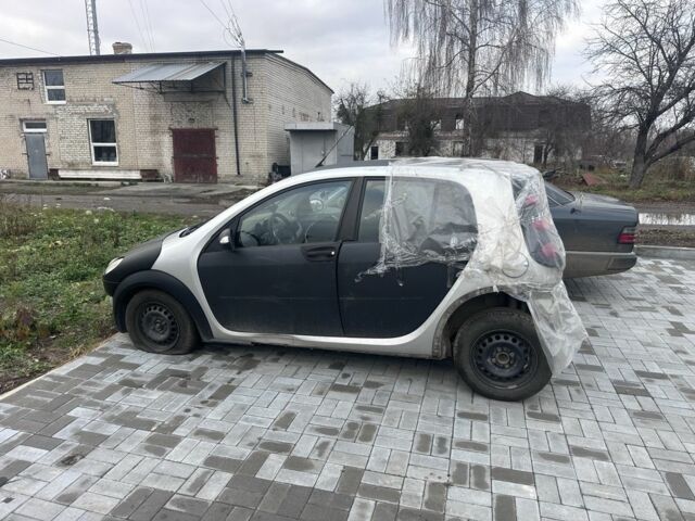 Сірий Смарт Forfour, об'ємом двигуна 1.5 л та пробігом 300 тис. км за 1500 $, фото 3 на Automoto.ua