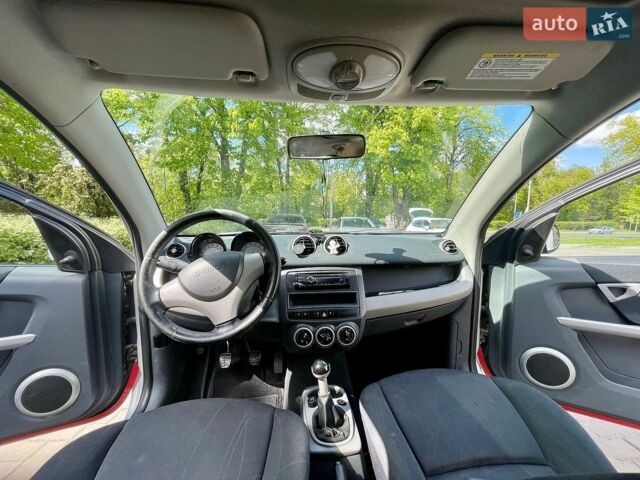 Сірий Смарт Forfour, об'ємом двигуна 1.3 л та пробігом 211 тис. км за 3300 $, фото 16 на Automoto.ua