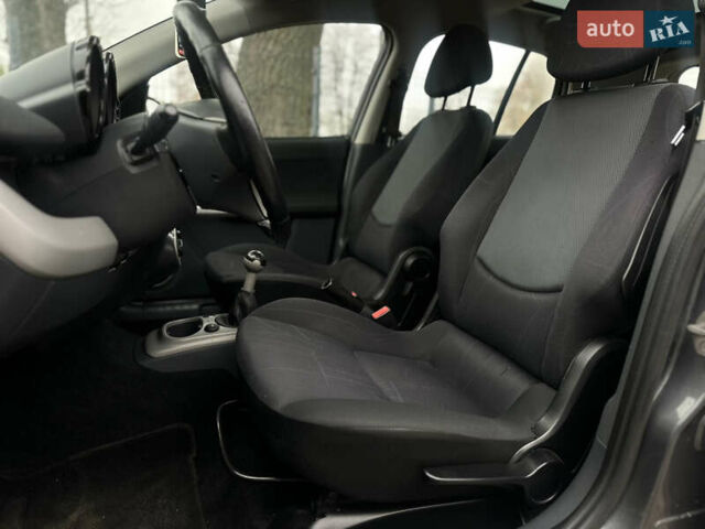 Сірий Смарт Forfour, об'ємом двигуна 1.3 л та пробігом 185 тис. км за 3800 $, фото 25 на Automoto.ua