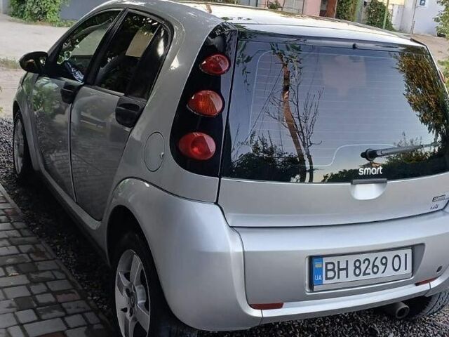 Сірий Смарт Forfour, об'ємом двигуна 1.49 л та пробігом 220 тис. км за 3500 $, фото 2 на Automoto.ua
