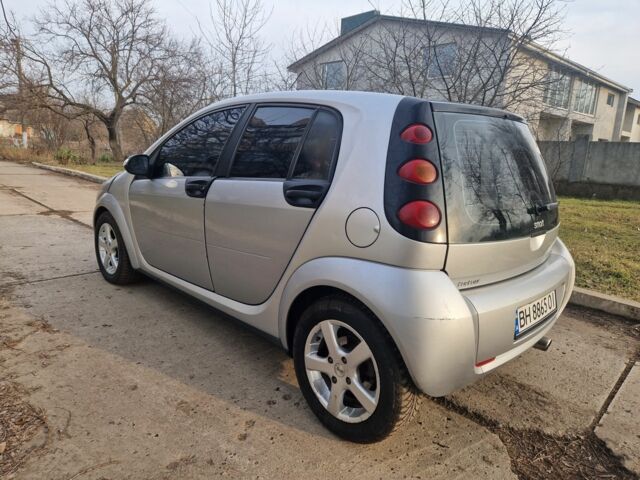 Сірий Смарт Forfour, об'ємом двигуна 1.5 л та пробігом 300 тис. км за 3800 $, фото 1 на Automoto.ua