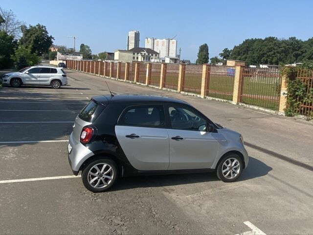 Сірий Смарт Forfour, об'ємом двигуна 1 л та пробігом 97 тис. км за 5800 $, фото 5 на Automoto.ua