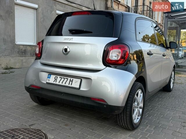 Сірий Смарт Forfour, об'ємом двигуна 1 л та пробігом 145 тис. км за 5900 $, фото 14 на Automoto.ua