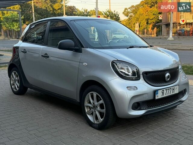 Сірий Смарт Forfour, об'ємом двигуна 1 л та пробігом 145 тис. км за 6500 $, фото 7 на Automoto.ua
