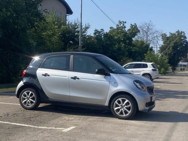 Сірий Смарт Forfour, об'ємом двигуна 1 л та пробігом 97 тис. км за 5800 $, фото 2 на Automoto.ua