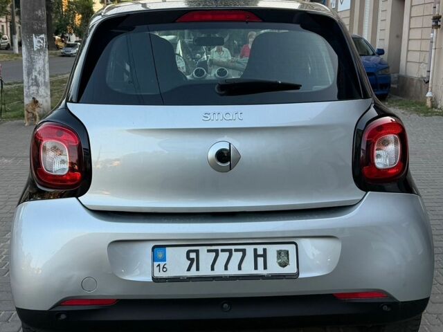 Сірий Смарт Forfour, об'ємом двигуна 1 л та пробігом 145 тис. км за 6500 $, фото 15 на Automoto.ua