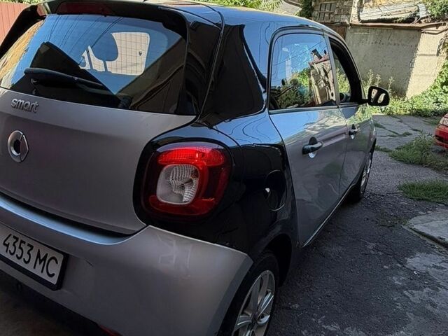 Сірий Смарт Forfour, об'ємом двигуна 1 л та пробігом 197 тис. км за 7000 $, фото 6 на Automoto.ua