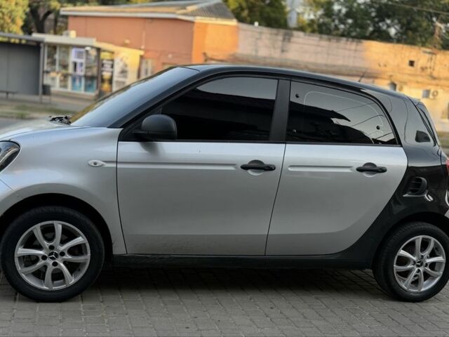 Сірий Смарт Forfour, об'ємом двигуна 1 л та пробігом 147 тис. км за 6331 $, фото 14 на Automoto.ua