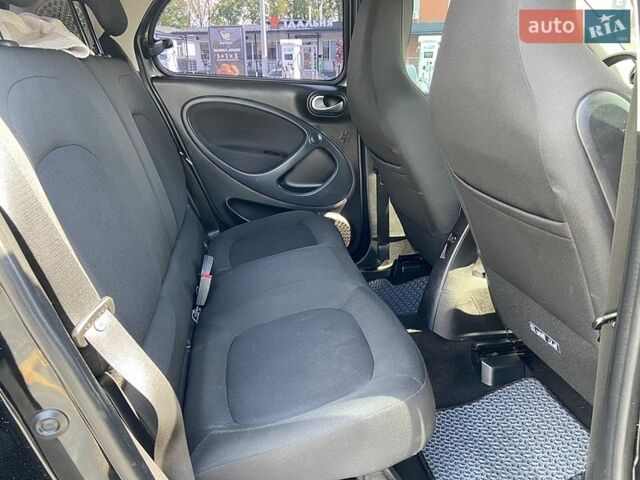 Сірий Смарт Forfour, об'ємом двигуна 0 л та пробігом 62 тис. км за 8750 $, фото 48 на Automoto.ua