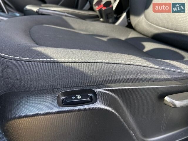Сірий Смарт Forfour, об'ємом двигуна 0 л та пробігом 62 тис. км за 8750 $, фото 30 на Automoto.ua