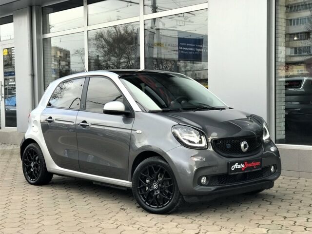 Сірий Смарт Forfour, об'ємом двигуна 0 л та пробігом 10 тис. км за 17000 $, фото 10 на Automoto.ua