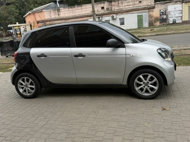 Сірий Смарт Forfour, об'ємом двигуна 1 л та пробігом 145 тис. км за 5013 $, фото 5 на Automoto.ua