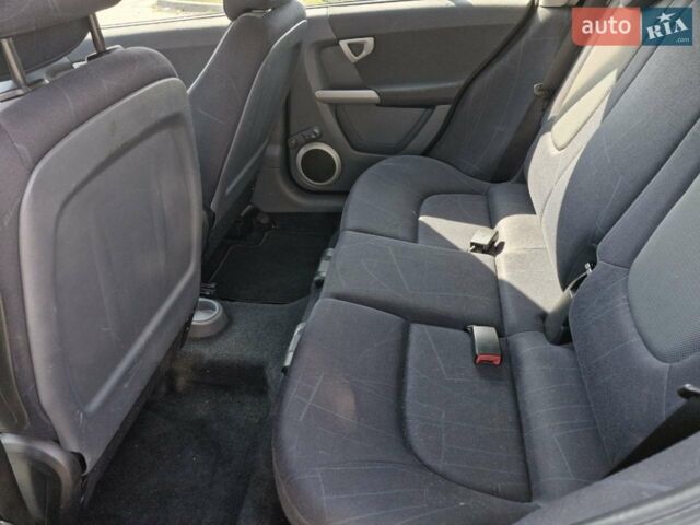 Синій Смарт Forfour, об'ємом двигуна 1.12 л та пробігом 139 тис. км за 4899 $, фото 23 на Automoto.ua