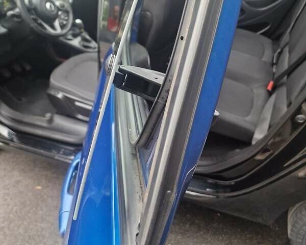 Синій Смарт Forfour, об'ємом двигуна 0.9 л та пробігом 44 тис. км за 8700 $, фото 27 на Automoto.ua