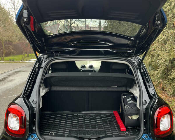 Синій Смарт Forfour, об'ємом двигуна 0 л та пробігом 20 тис. км за 10500 $, фото 7 на Automoto.ua