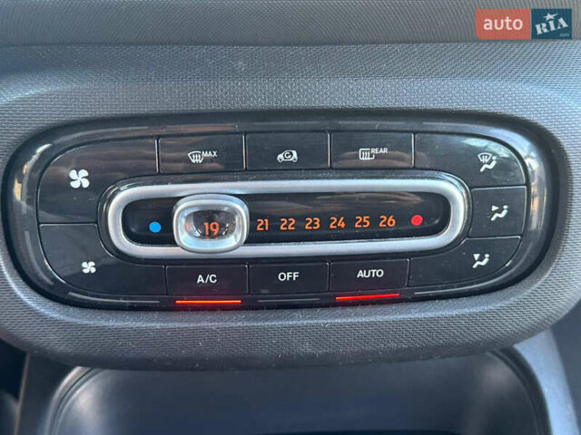 Синій Смарт Forfour, об'ємом двигуна 0 л та пробігом 29 тис. км за 9700 $, фото 11 на Automoto.ua