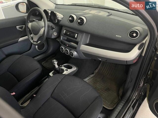Зелений Смарт Forfour, об'ємом двигуна 1.12 л та пробігом 193 тис. км за 3790 $, фото 17 на Automoto.ua
