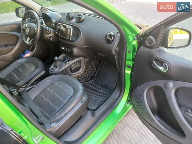 Зелений Смарт Forfour, об'ємом двигуна 0 л та пробігом 61 тис. км за 7800 $, фото 18 на Automoto.ua