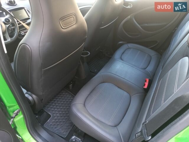 Зелений Смарт Forfour, об'ємом двигуна 0 л та пробігом 61 тис. км за 7800 $, фото 15 на Automoto.ua