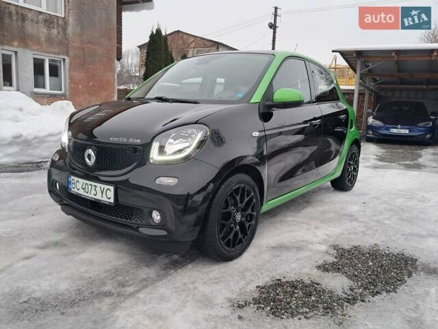 Зелений Смарт Forfour, об'ємом двигуна 0 л та пробігом 61 тис. км за 7700 $, фото 4 на Automoto.ua