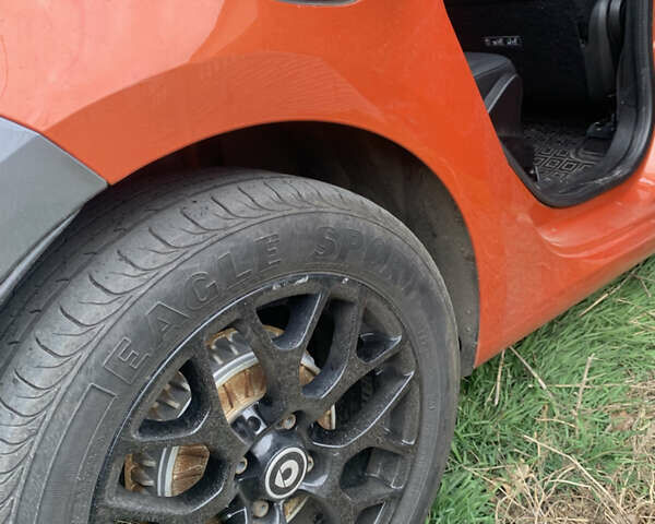 Помаранчевий Смарт Forfour, об'ємом двигуна 0 л та пробігом 48 тис. км за 10100 $, фото 4 на Automoto.ua