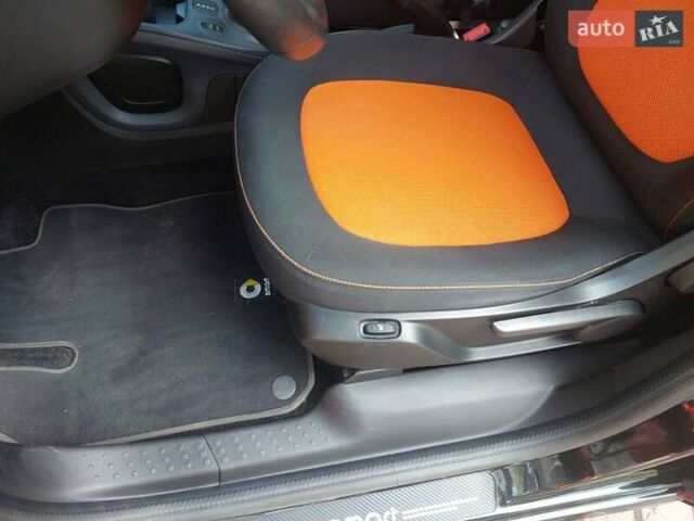 Помаранчевий Смарт Forfour, об'ємом двигуна 0 л та пробігом 53 тис. км за 9555 $, фото 11 на Automoto.ua