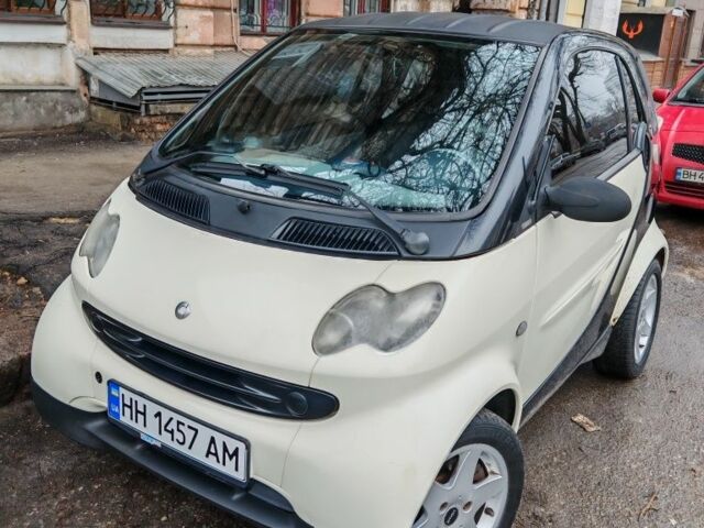 Белый Смарт Форту, объемом двигателя 0.7 л и пробегом 943 тыс. км за 2700 $, фото 2 на Automoto.ua