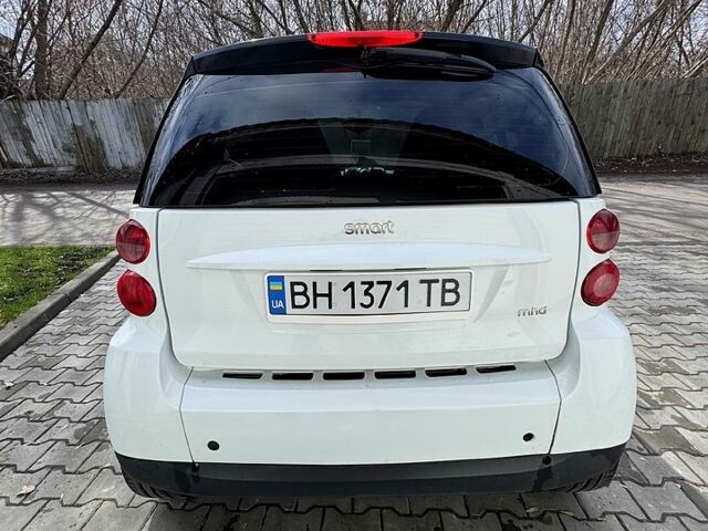 Белый Смарт Форту, объемом двигателя 1 л и пробегом 165 тыс. км за 5200 $, фото 5 на Automoto.ua