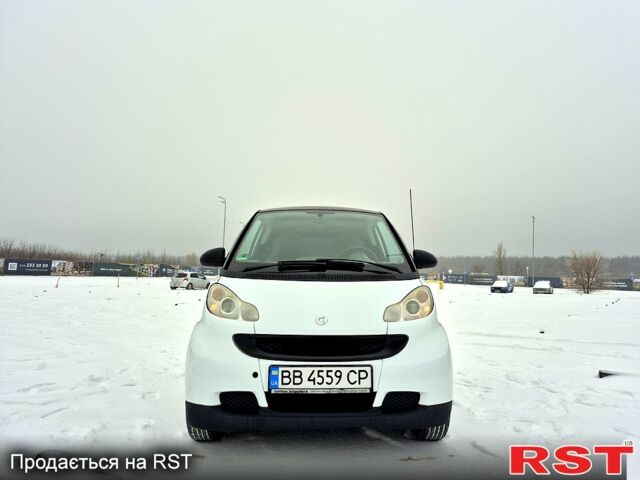 Білий Смарт Fortwo, об'ємом двигуна 1 л та пробігом 168 тис. км за 4800 $, фото 2 на Automoto.ua